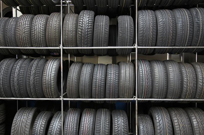 tire rack 1